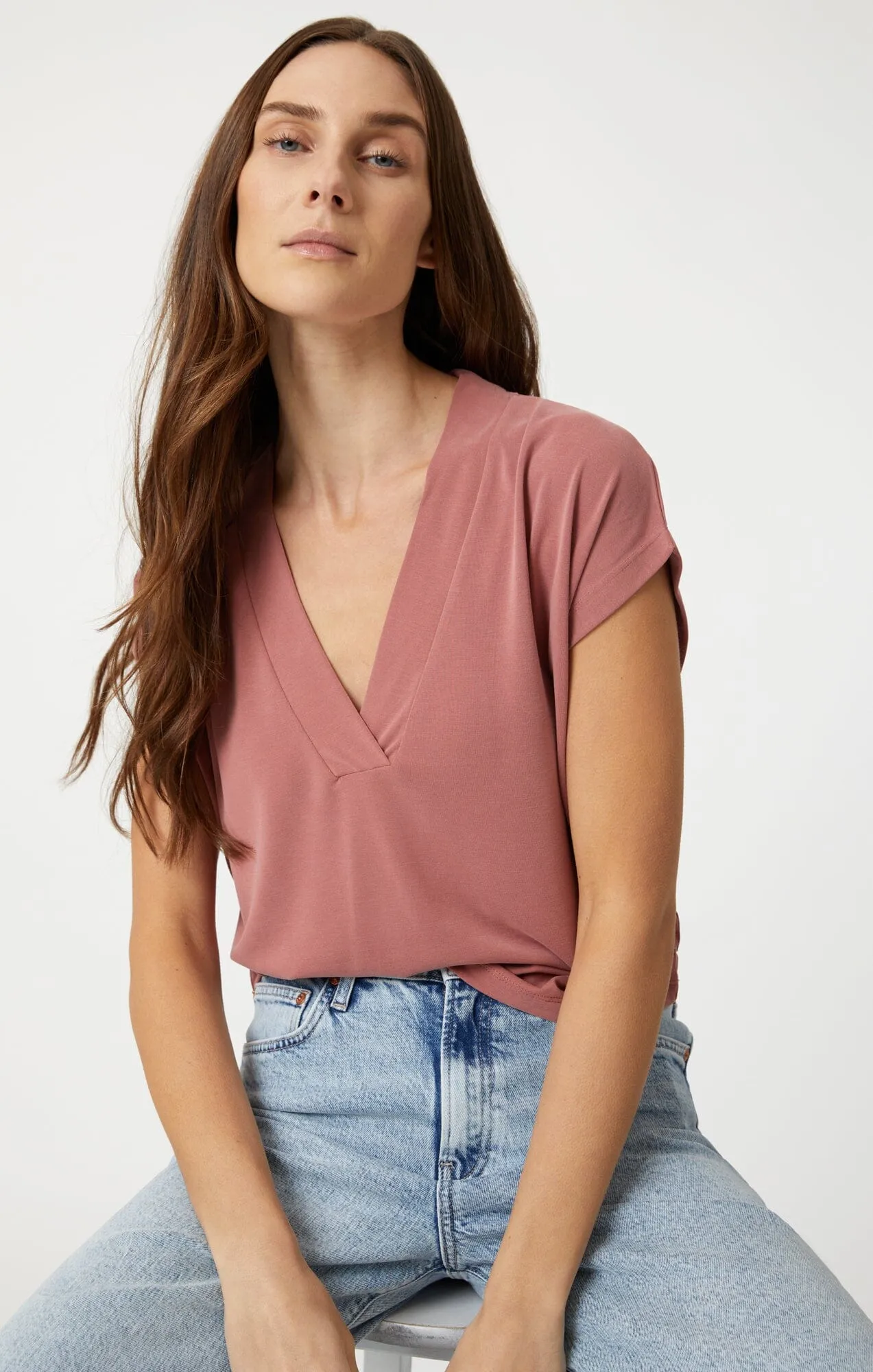 V-NECK SHIRT IN CANYON ROSE